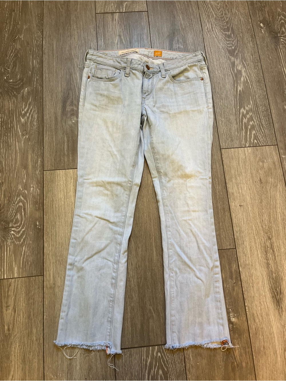 Anthropologie Pilcro And The Letterpress No 27 Fit/Stet Light Wash Button & Zip